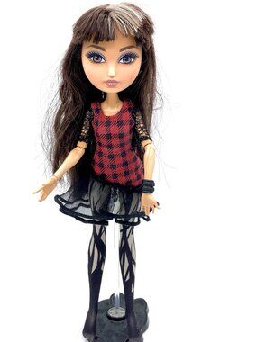 Ever After High Cerise Hood Rebel Daughter of Red Riding Hood Doll First Chapter